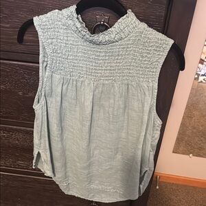 Cloth & Stone Sleeveless Smocked Blouse - Light Turquoise
